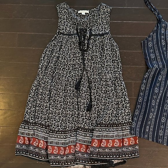 Beach Rompers/Dresses - Picture 2 of 7